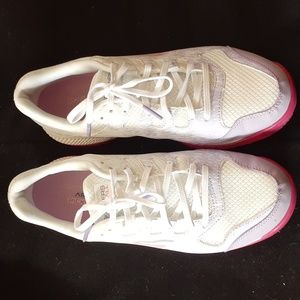 Sketchers Pickleball  shoes size 8  Goodyear soles. womens SN# 172070 color-WLV